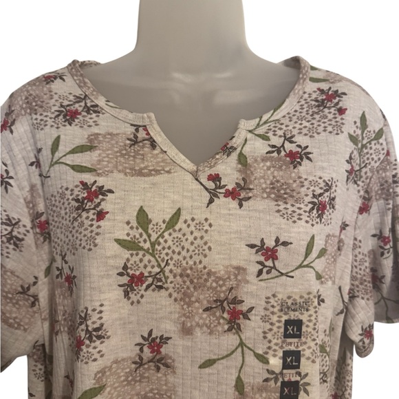 NWT  Floral Beige/Sage Print Casual Top   XLARGE/PETITE    #Q - Picture 2 of 10
